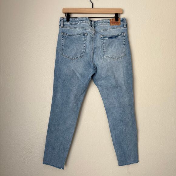 Lucky Brand Womens Ava Crop Light Wash Mid Rise Jean Denim Pants Size 12/31 - Picture 7 of 10